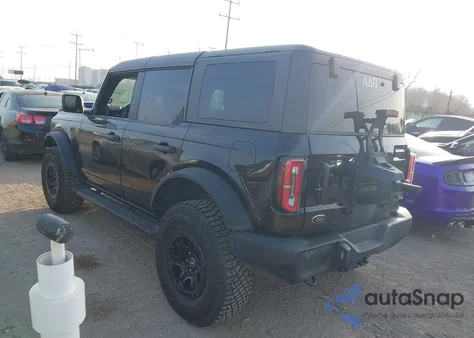 2024 Ford Bronco Wildtrak z USA, uszkodzony, nr VIN 1FMEE2BP5RLA09233